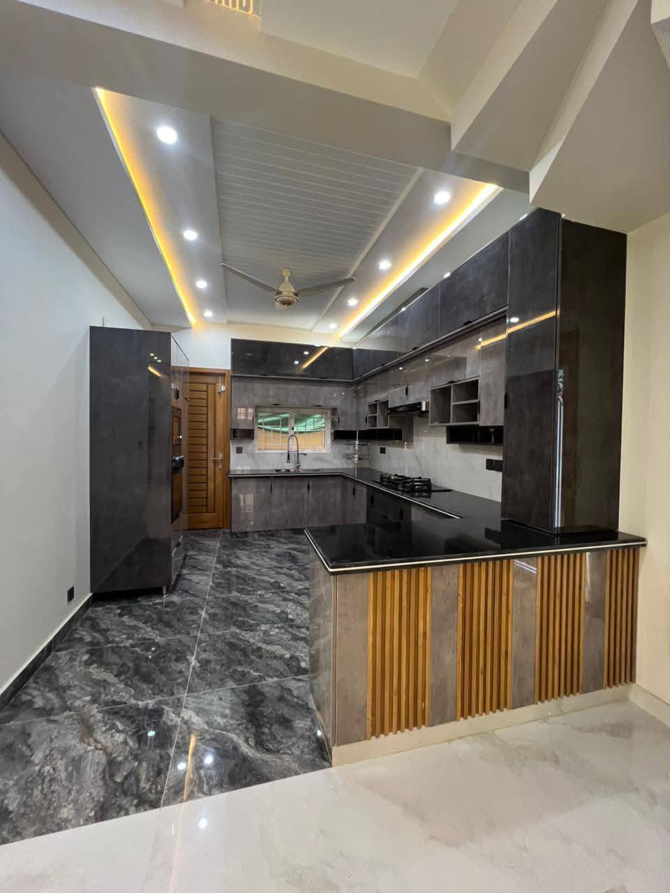 657845572_976840928629819_6062472078585907087_n