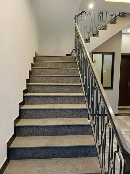 620063310_122115716763137240_7893595924606874885_n