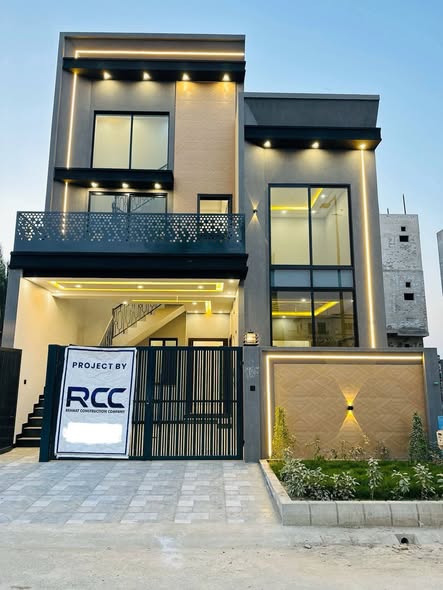 622360614_122115716625137240_7986447164198416528_n