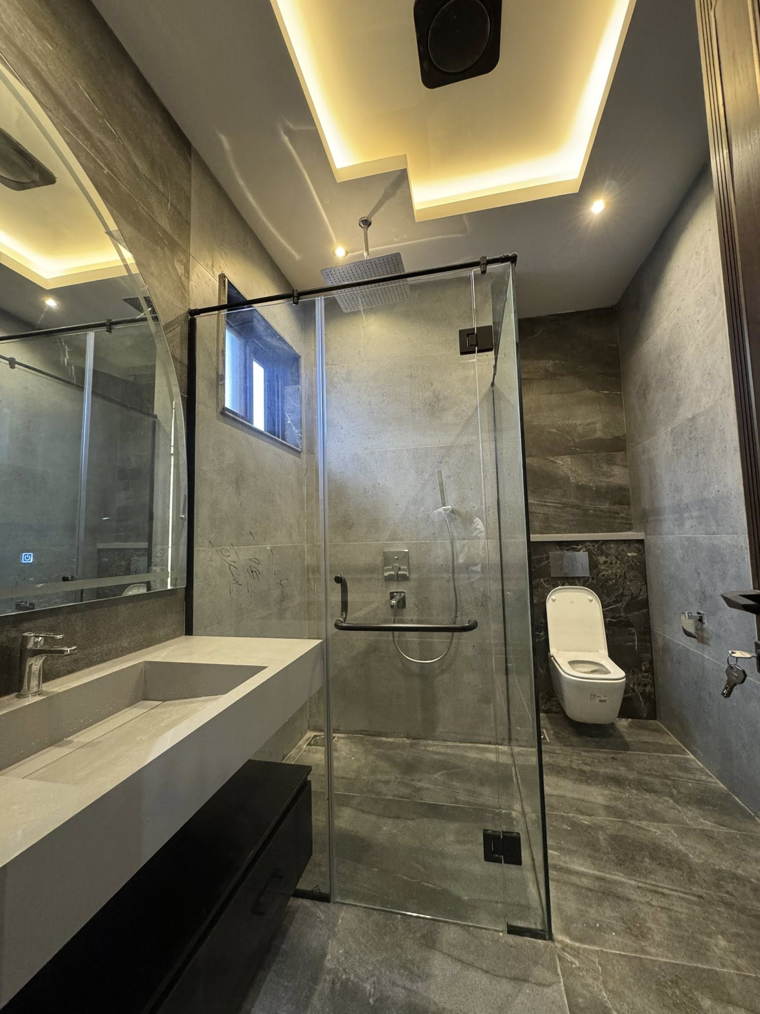 653703164_122284445360168923_6220560754099203621_n