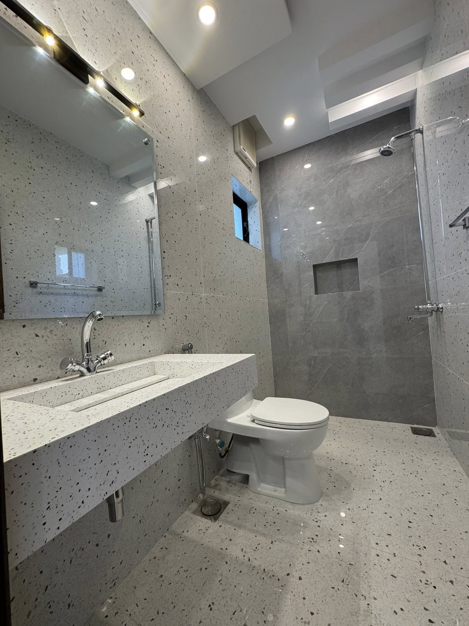 653712867_122284046006168923_3159228496540380357_n