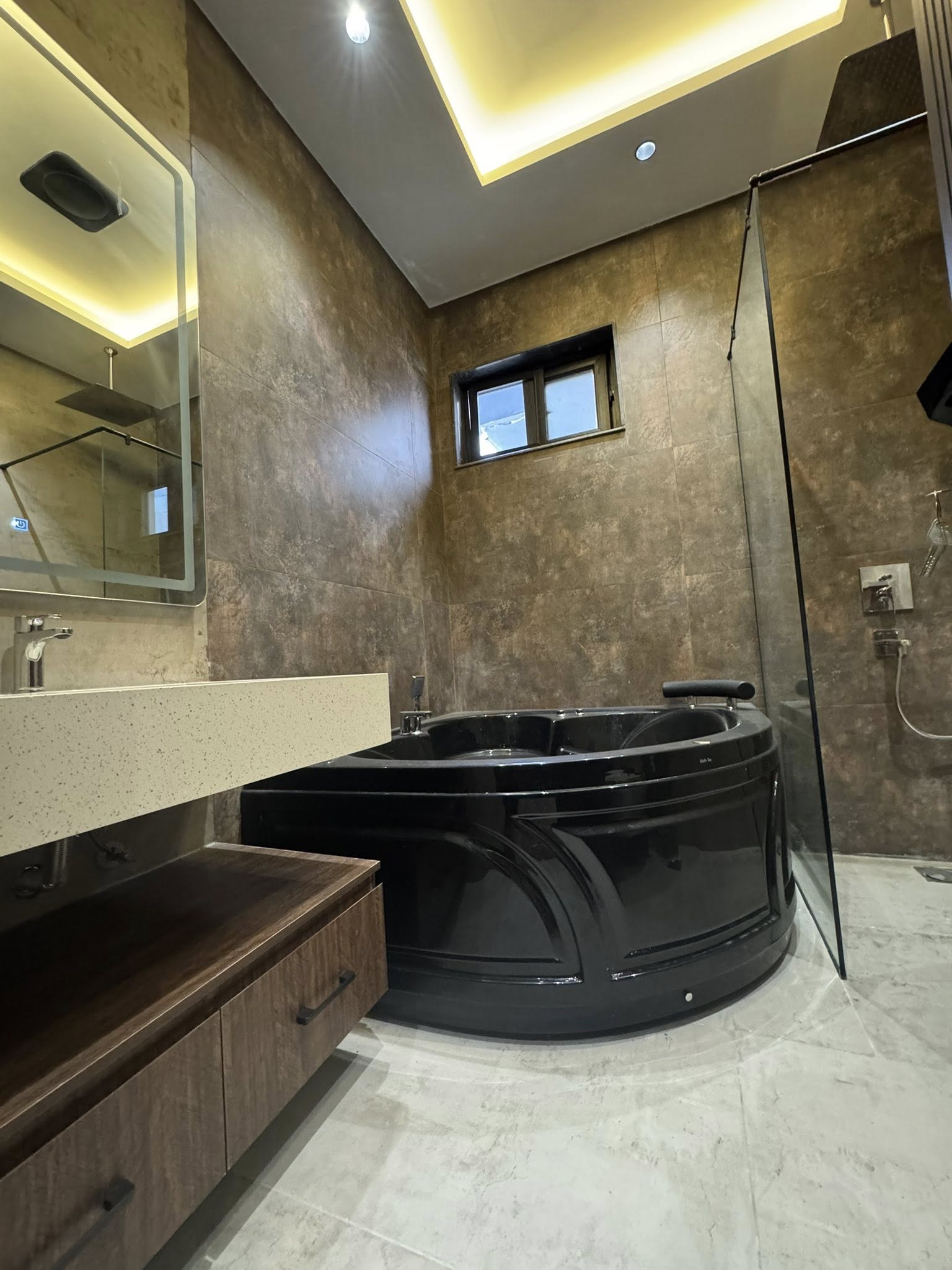 654621279_122284445312168923_2771120575542826948_n