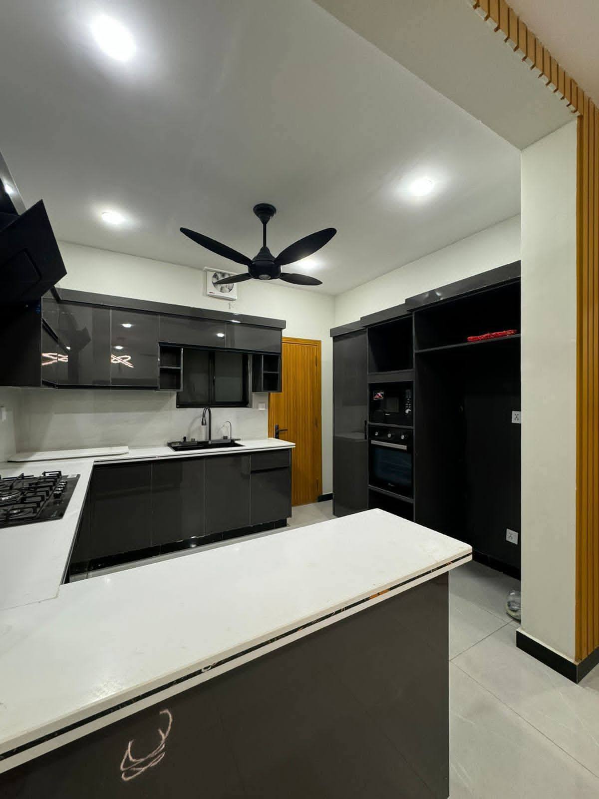 656710881_1272331258324573_2376740035892226731_n