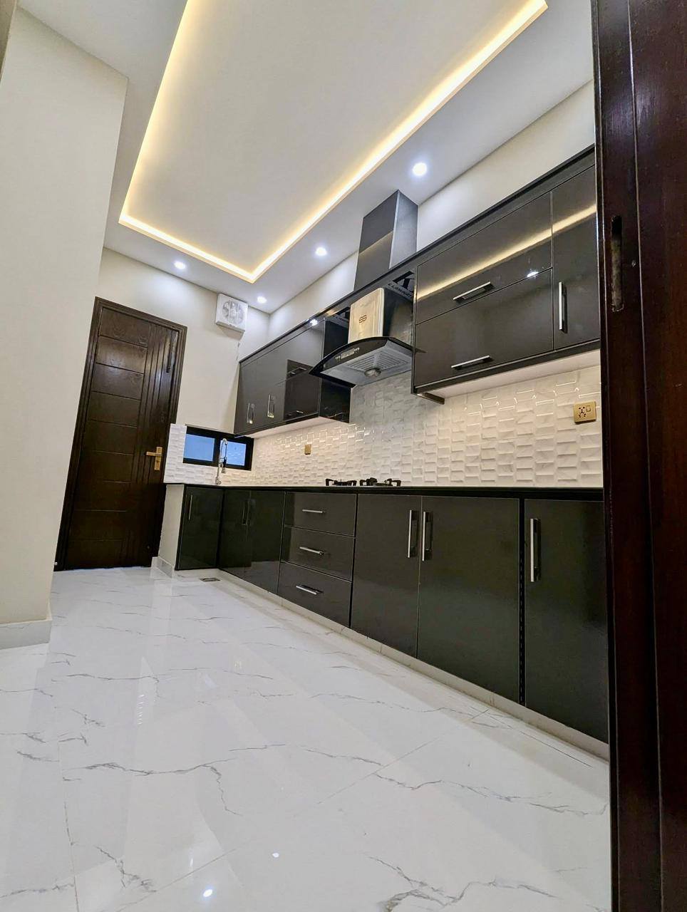 657938845_2938447886351150_425297597299550110_n