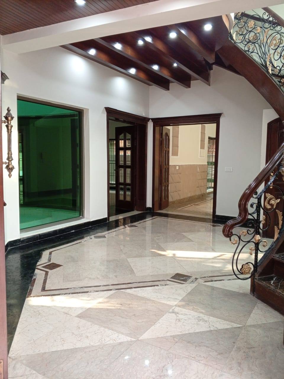 660464661_1273414474890600_3439252995398099135_n