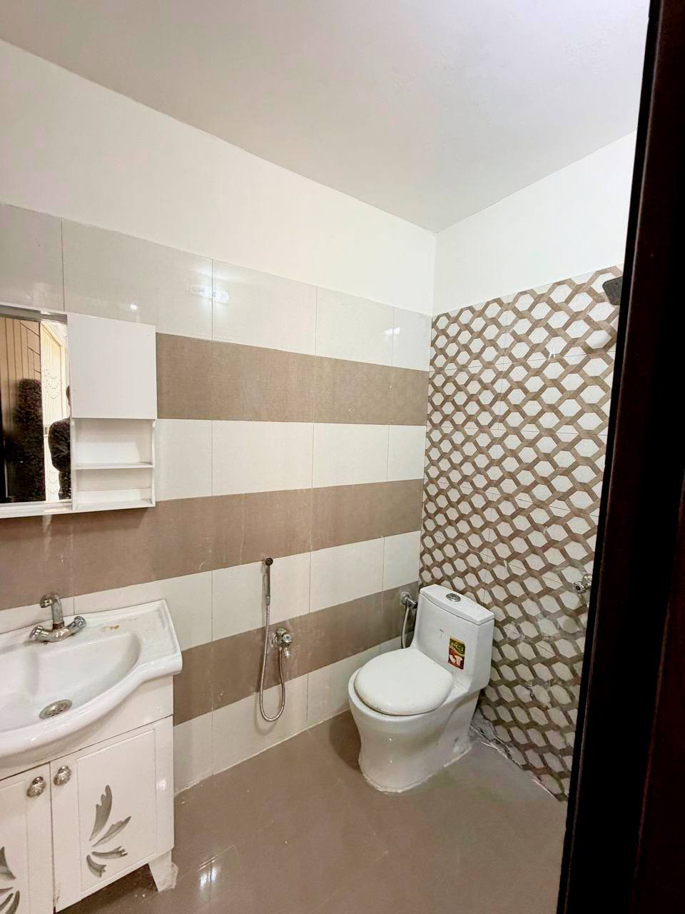 661522464_122208399998291435_1384703249001836314_n