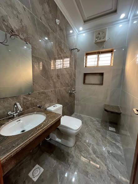 662043118_122250172760328298_5650061866669966697_n