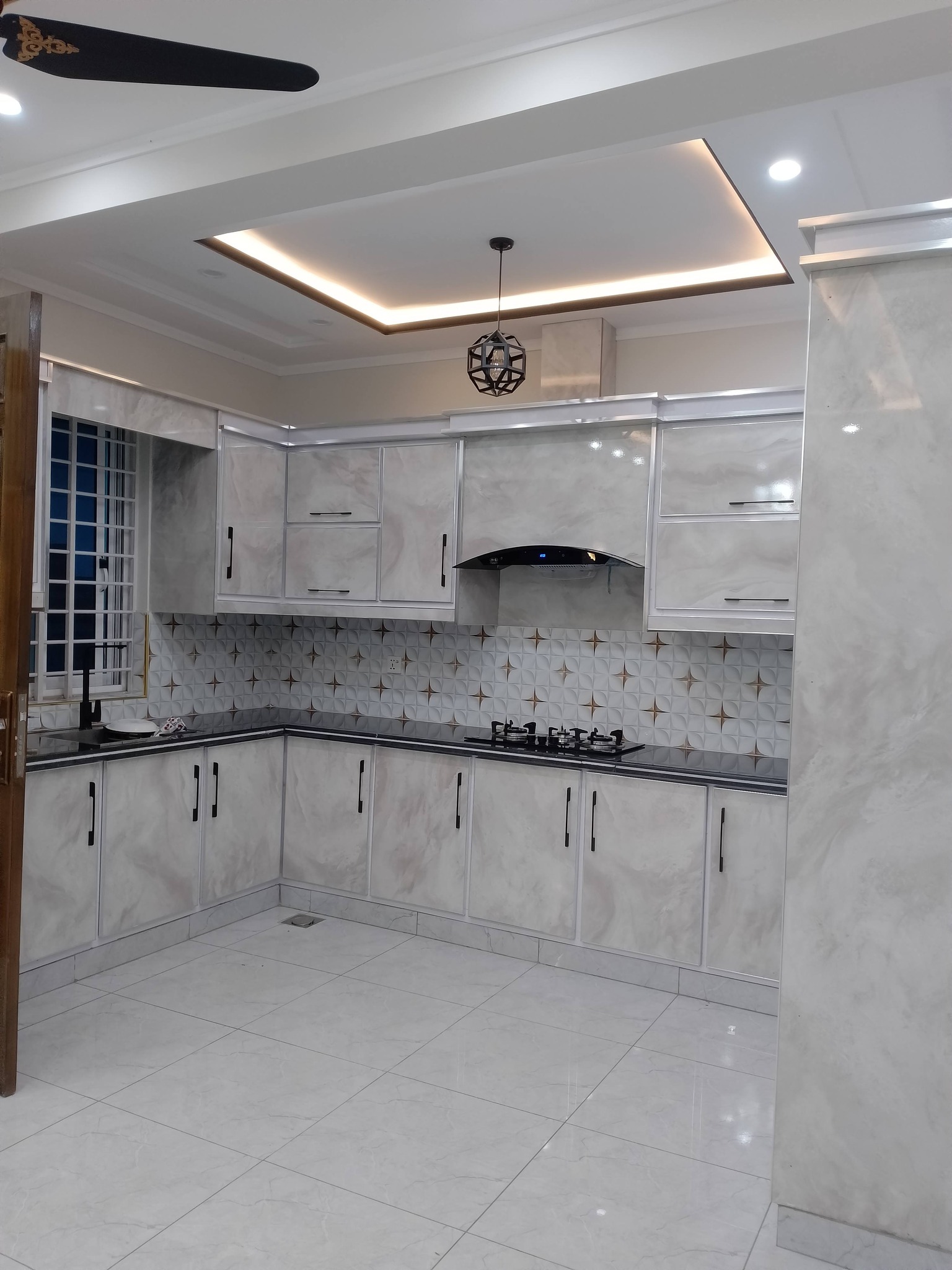 662722232_2427248077721018_3660615347581278490_n