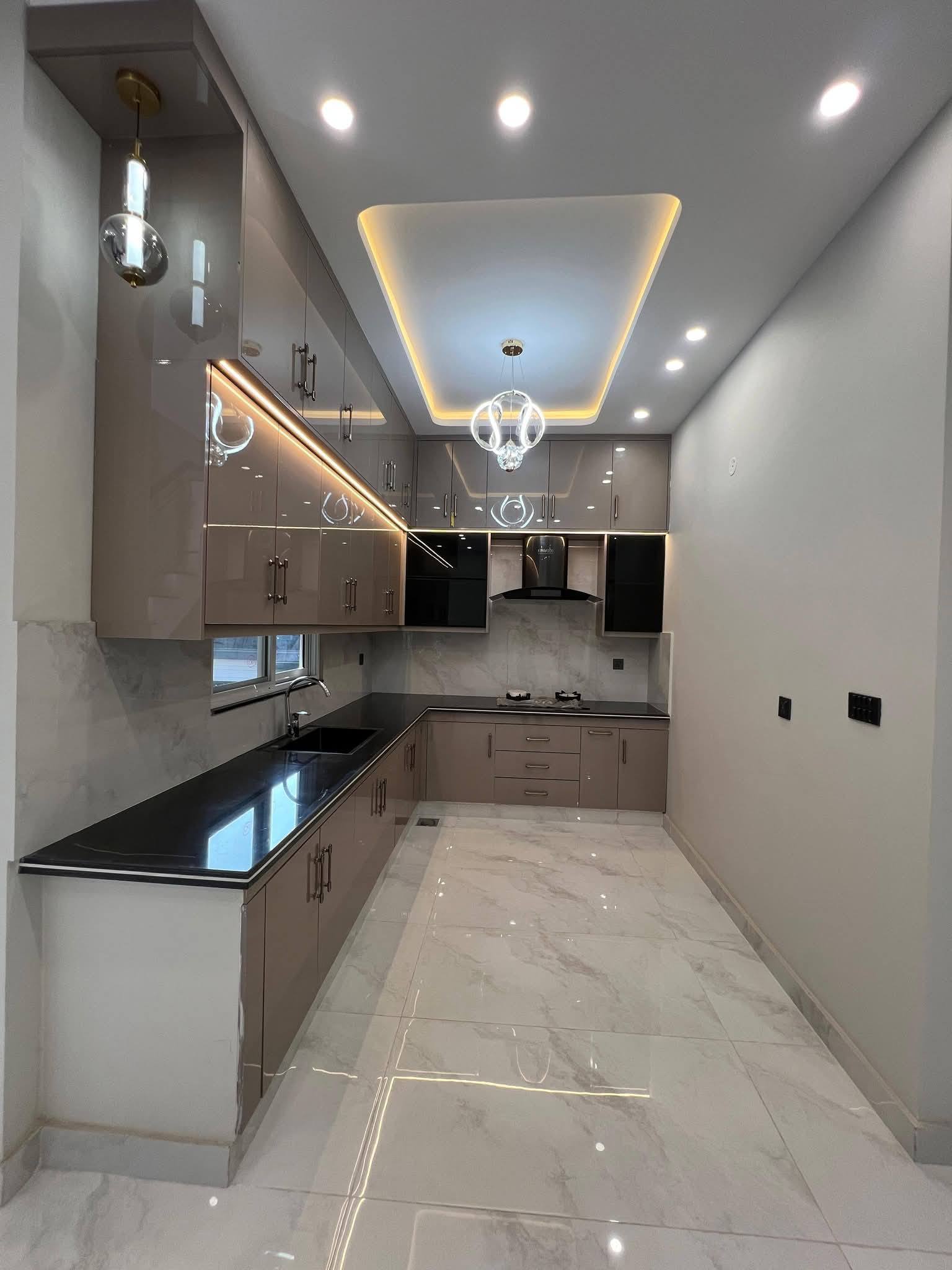 663244480_122247769034046192_6749755097197349855_n