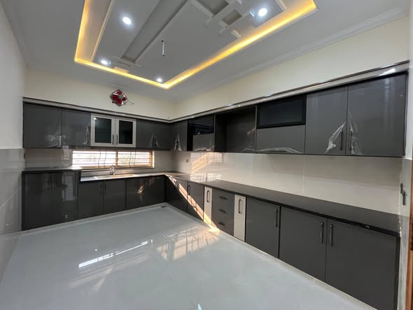 663369953_122250172436328298_4476517218224329946_n