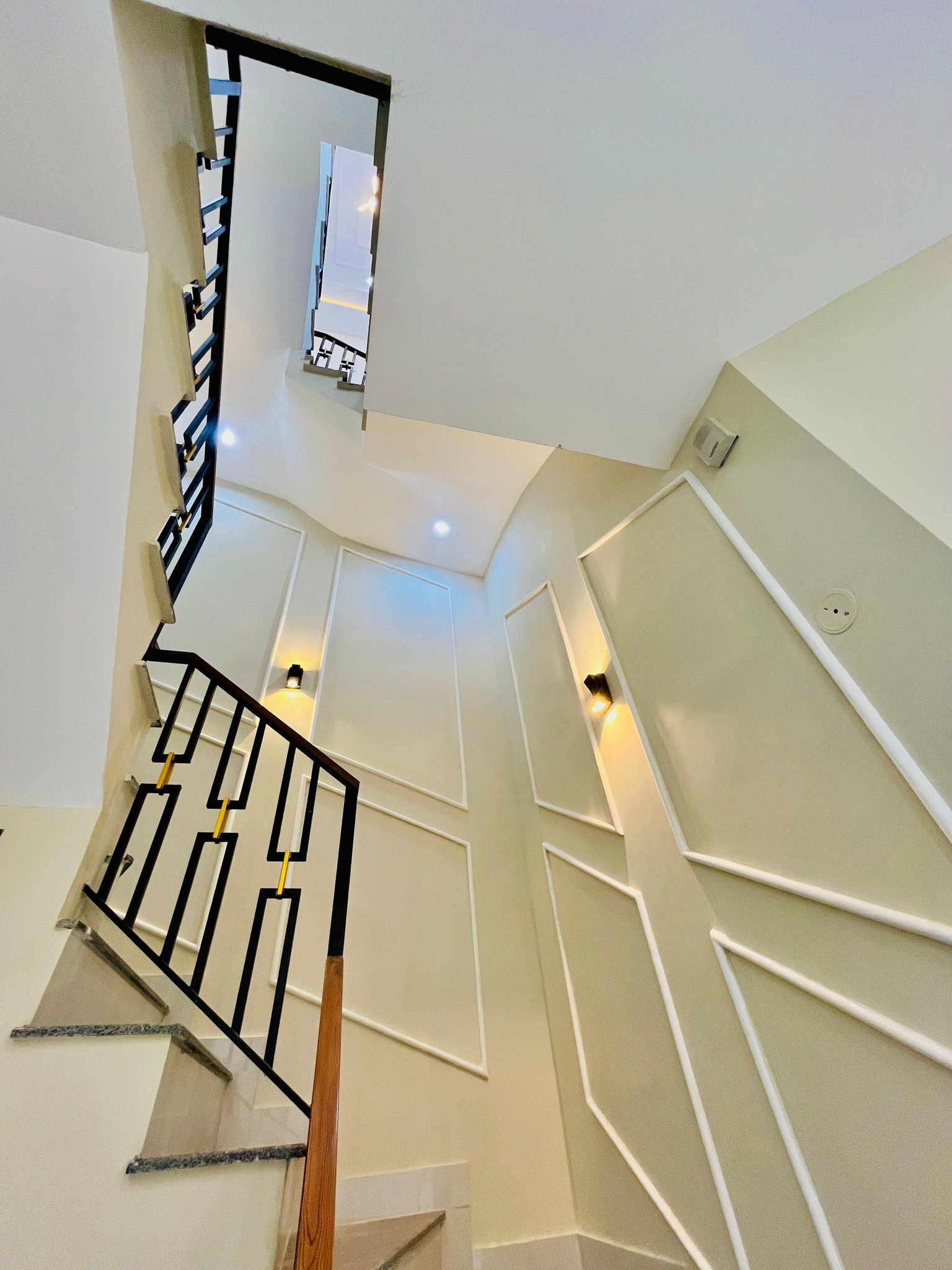 665928530_122276325770087730_1632894361336321581_n