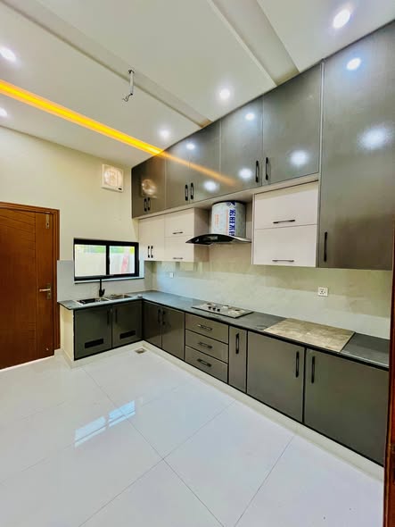 666017692_122276325680087730_8526539511489457901_n