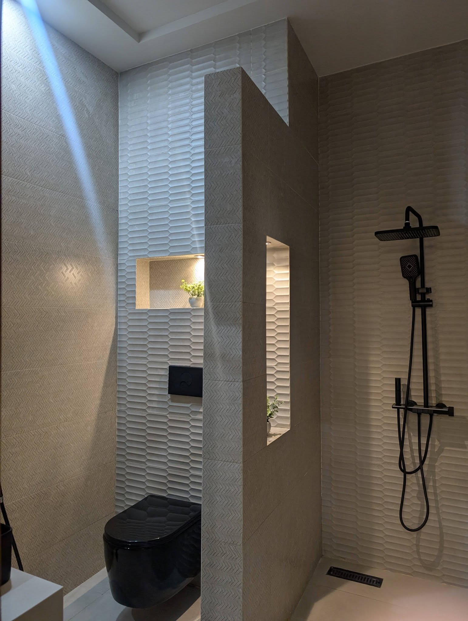 666503719_1406751541468332_1281728204325363299_n