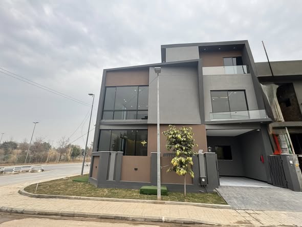 667333679_122287533416168923_8036579649815066951_n