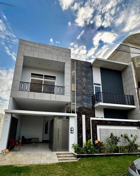 668589786_959340656451225_7102050367491818937_n