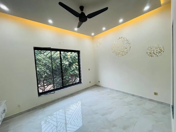 669589521_974929405058725_946363741657440607_n