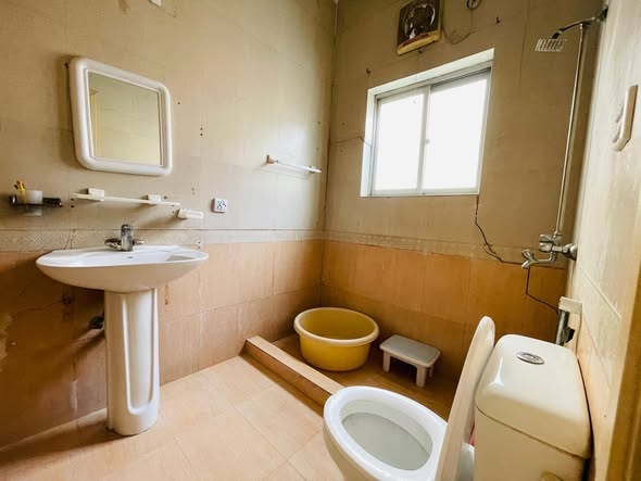 669765213_122240934020107281_7087499522917287497_n