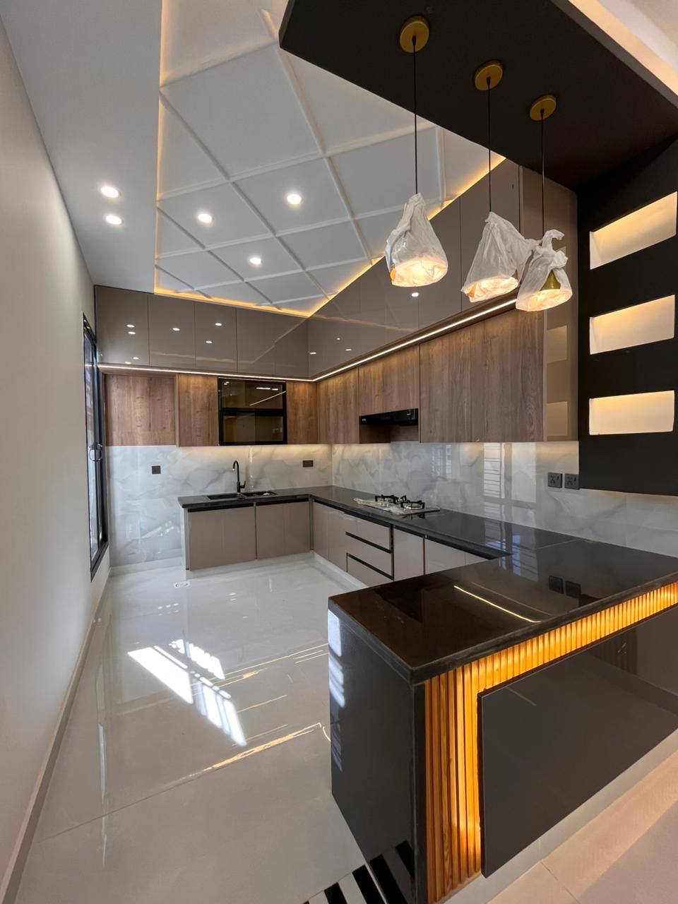 669954208_944185045268981_8468831806707251710_n