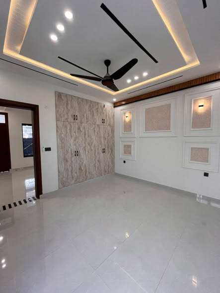 670864102_944184675269018_508378229239030121_n