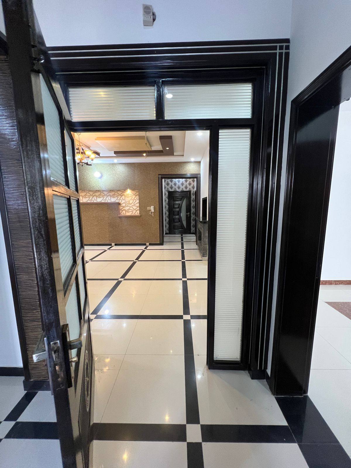 670985156_942847522053371_6610856296092761251_n