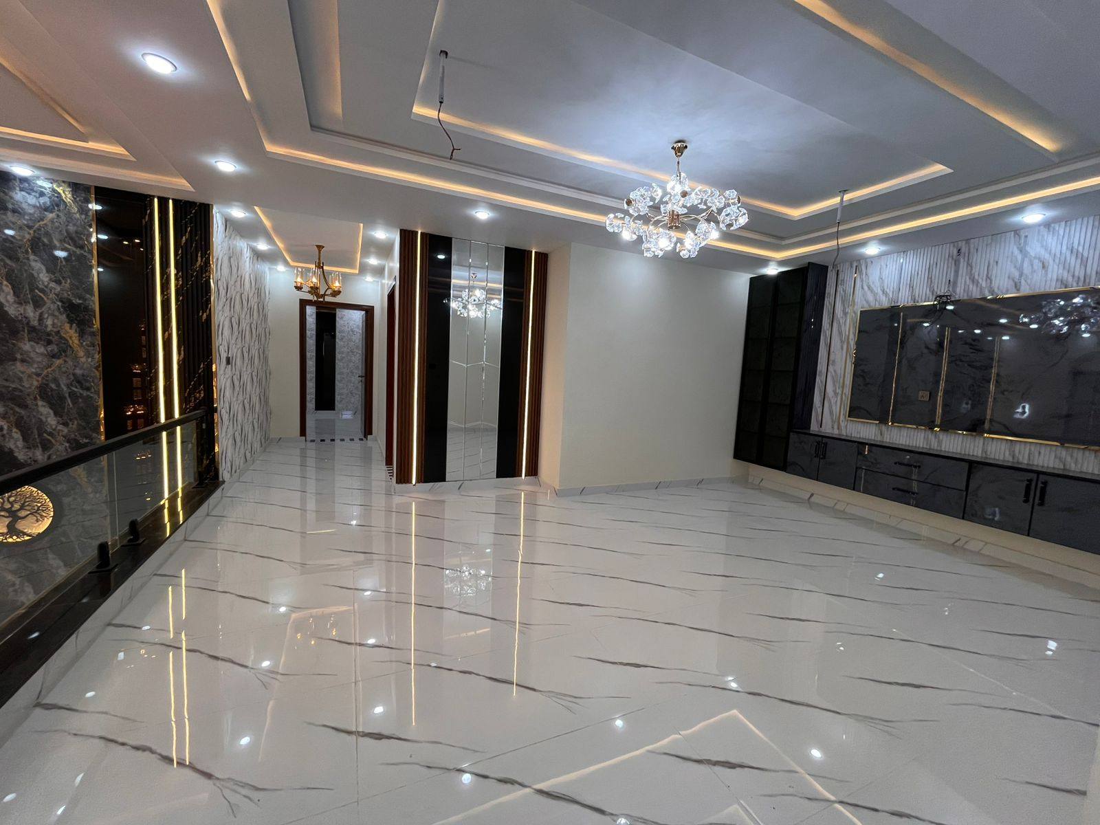 672074378_1257115566598533_3297072760908759930_n