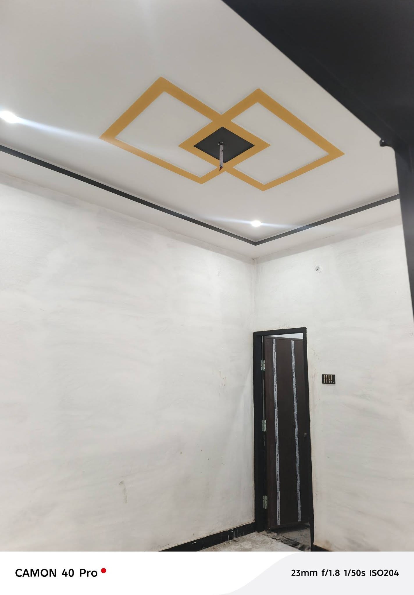 672681381_122215035920327488_76301684464526579_n