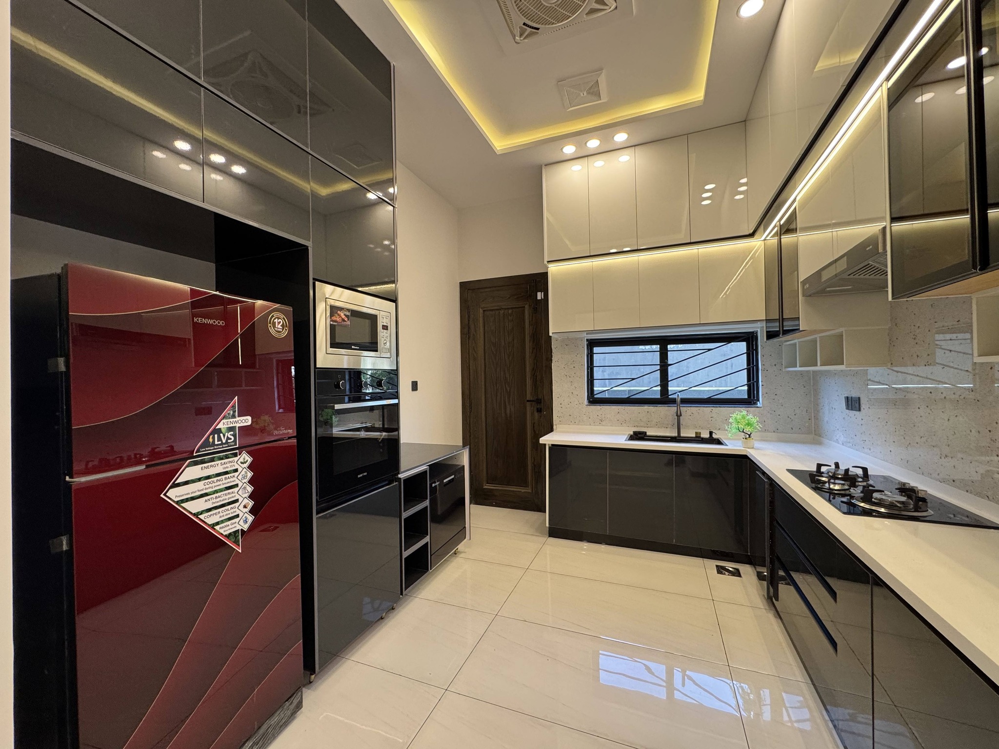 673270327_122289325088168923_8602562744596065162_n