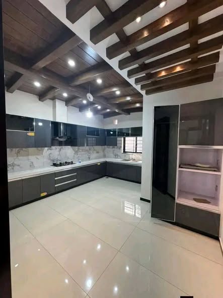 674576459_122110508079273239_1951492493480581845_n