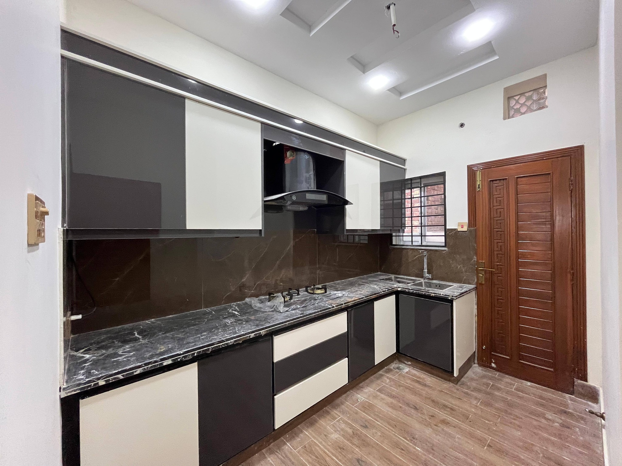 674850545_1282752044013473_4154552791748715107_n