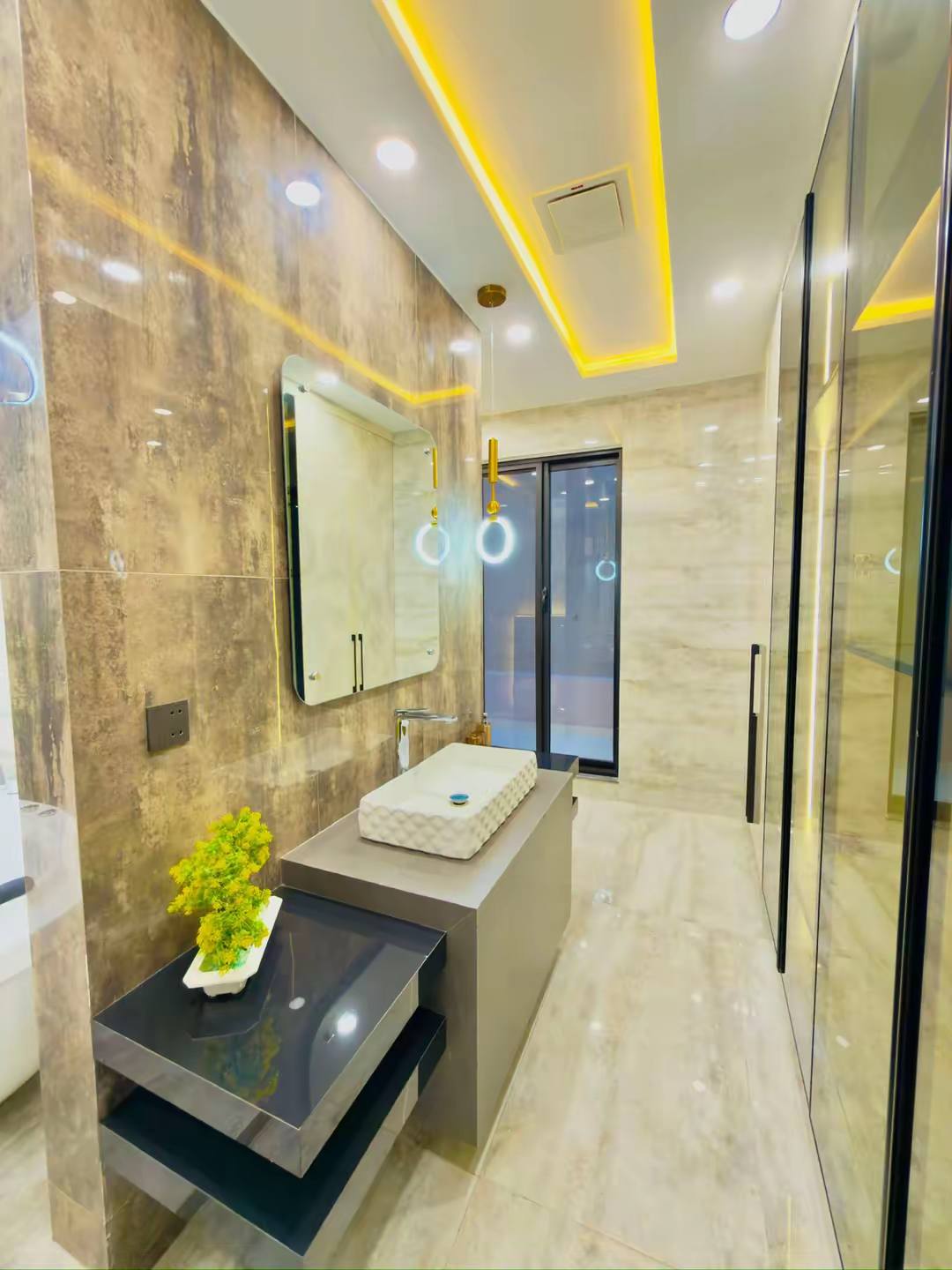 675547256_1284274440527900_1485016295619618491_n