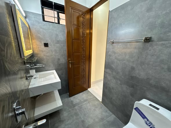 677567659_1319965370330726_2624864831634236760_n