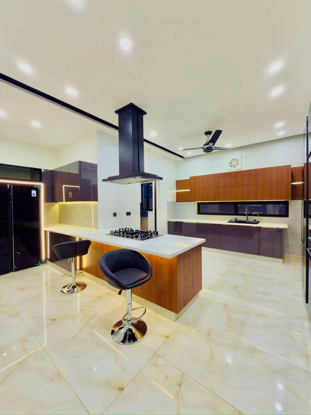 677626759_1284274680527876_7093554492423611628_n