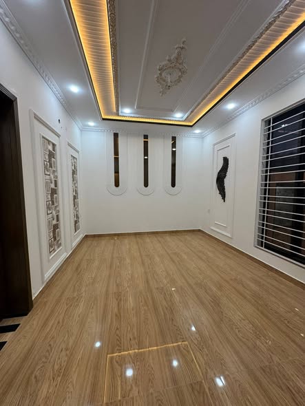 678897908_950060784665378_7771689177176886243_n