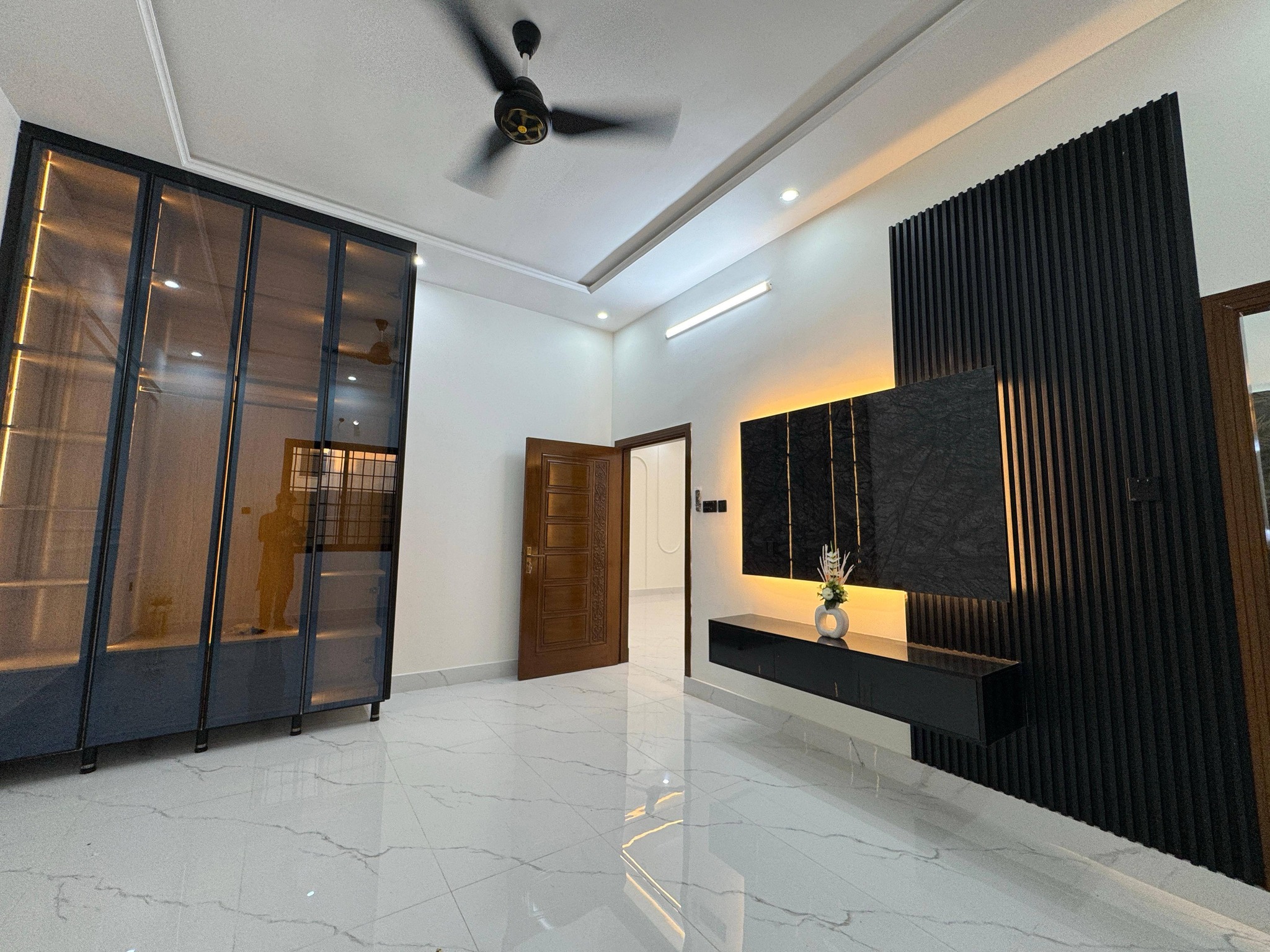 678970900_1319965910330672_3392684303362889613_n