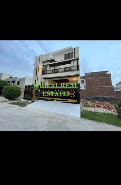 678792601_122282355056214357_4786447975654173077_n