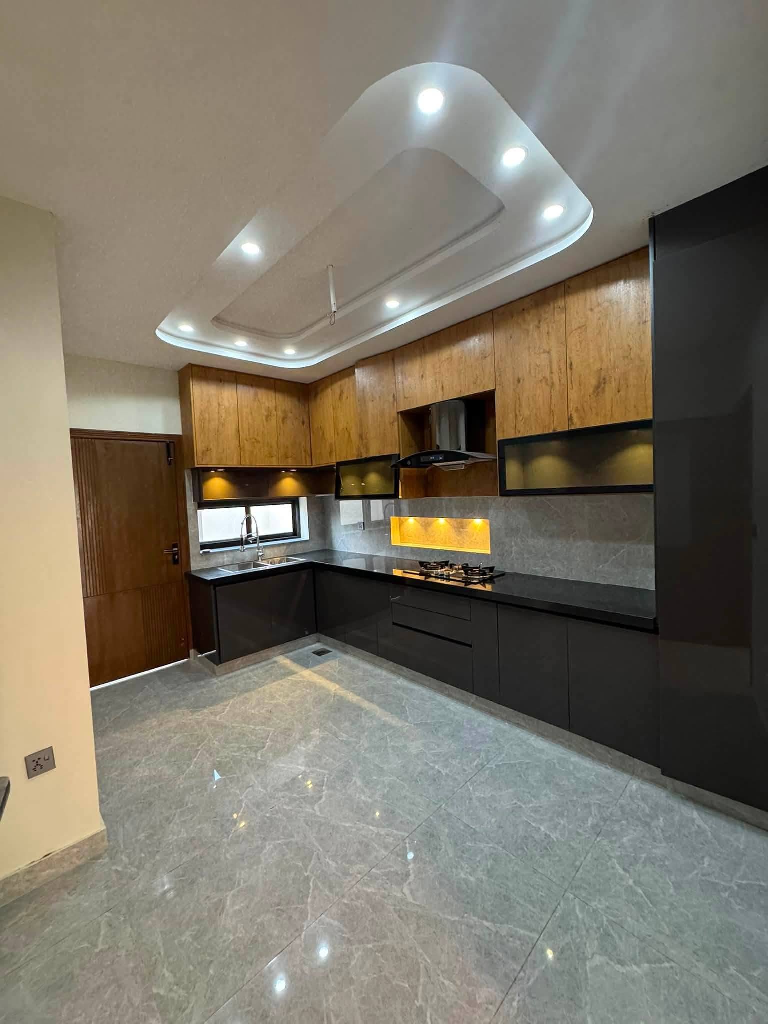 735222821_122110257429361432_4869416097592795799_n